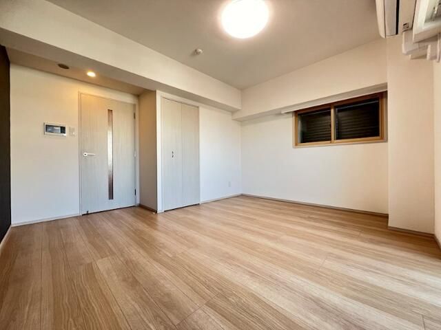 HY’s 田端IIeastの居間写真