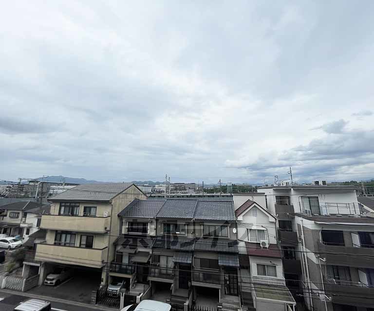 【京都市南区八条源町のマンションの眺望】