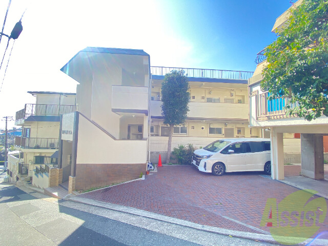 神戸市垂水区舞子坂のマンションの建物外観