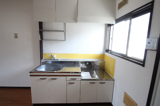 キッチン　※別号室の写真です。