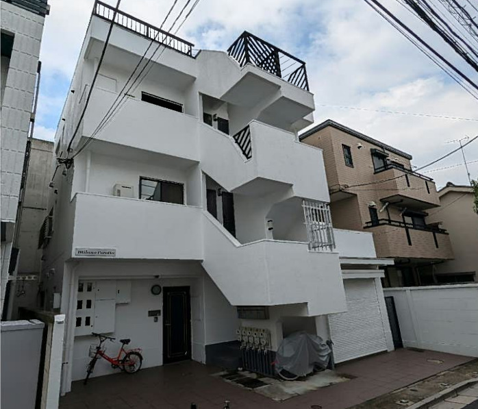 渋谷区本町のマンションの建物外観