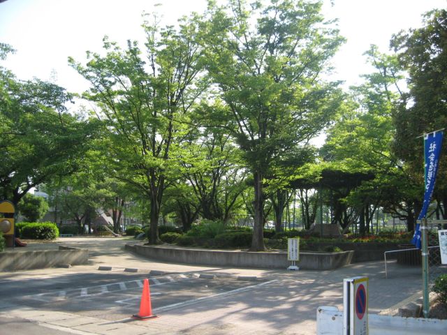 【ヴィルト　ローゼンの公園】