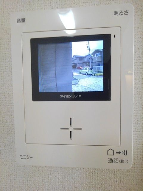 【四日市市西富田町のアパートのセキュリティ】