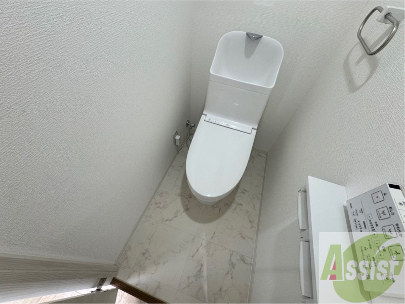 トイレ　トイレです。ウォシュレット付を探している方、おすすめです。