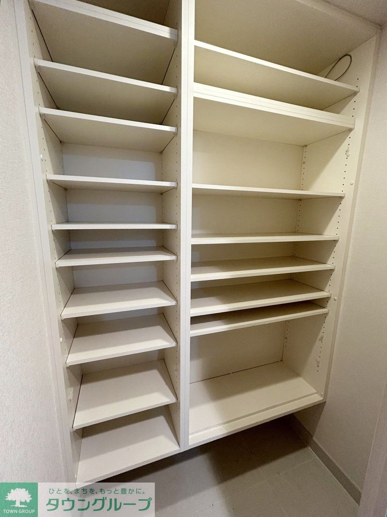 玄関　シューズインクローゼット
