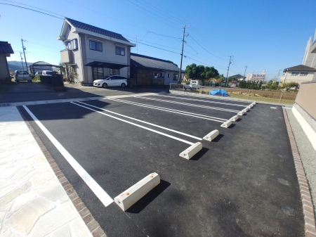 駐車場　駐車場があります