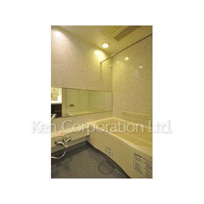 バス・シャワールーム　同タイプ9階のお部屋を撮影。仕様が異なることがあります。