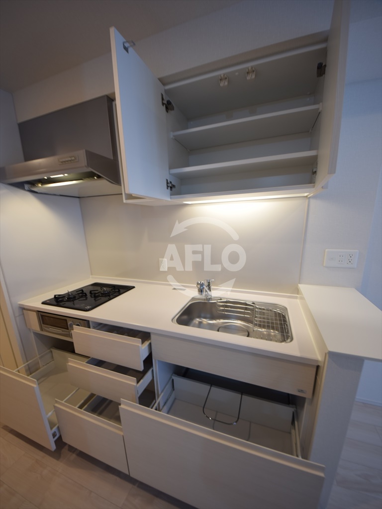 キッチン　OPUS RESIDENCE SHINSAIBASHI SO