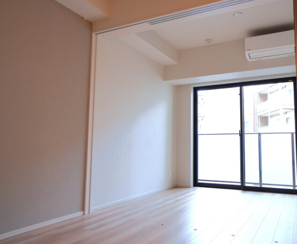 居室・リビング　ルフォンプログレ西大井プレミア※反転タイプ