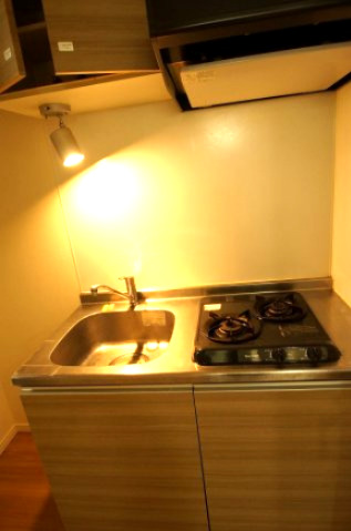 キッチン　料理好きには嬉しい「2口ガスコンロのシステムキッチン」