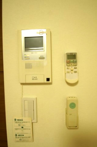 セキュリティ　来訪者が確認できて安心の「TVモニターホン」