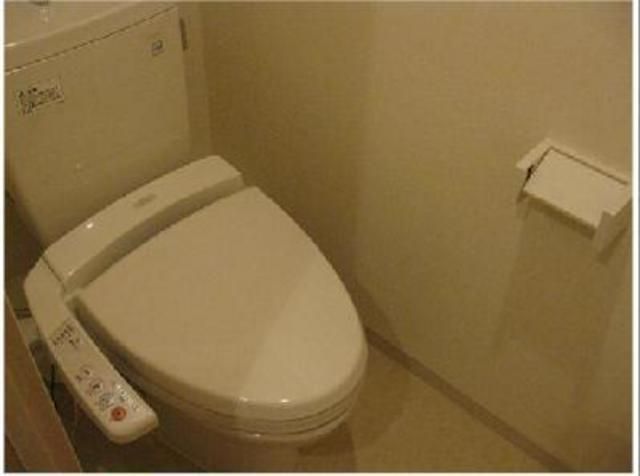 トイレ　★温水洗浄便座★