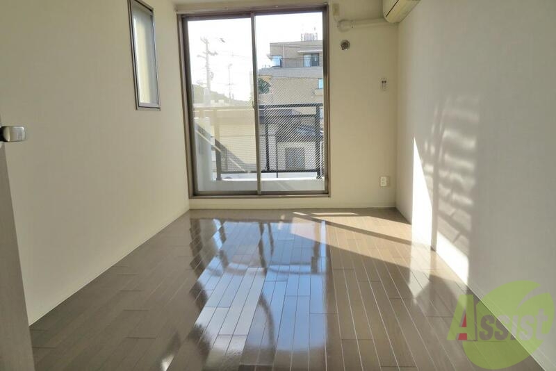 居室・リビング　リビングは西向きで午後の陽当たりは良さそうですね