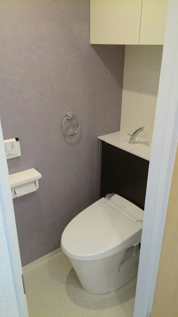 トイレ　清潔感のあるトイレです