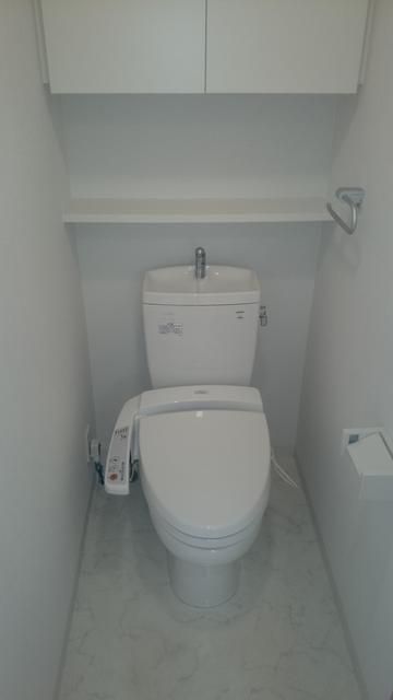 トイレ　シンプルで使いやすいトイレです