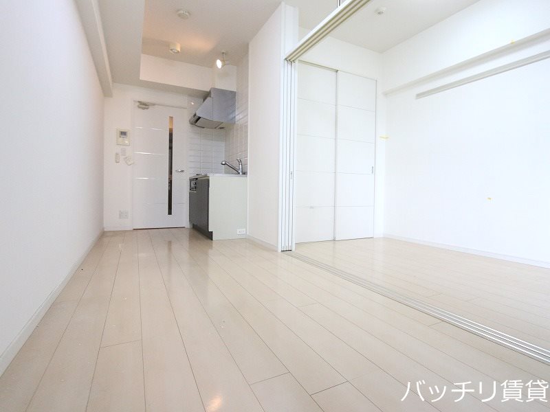 居室・リビング　画像は別号室イメージの為、現況を優先いたします。