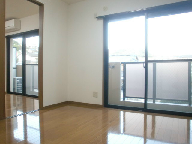 居室・リビング　同型タイプ