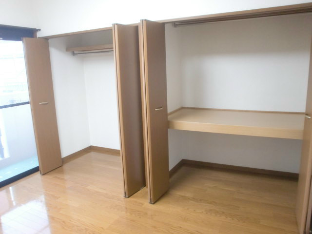 収納　同型タイプ