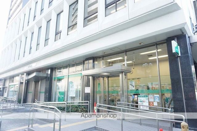 銀行　（株）埼玉りそな銀行／蕨支店（銀行）まで347m