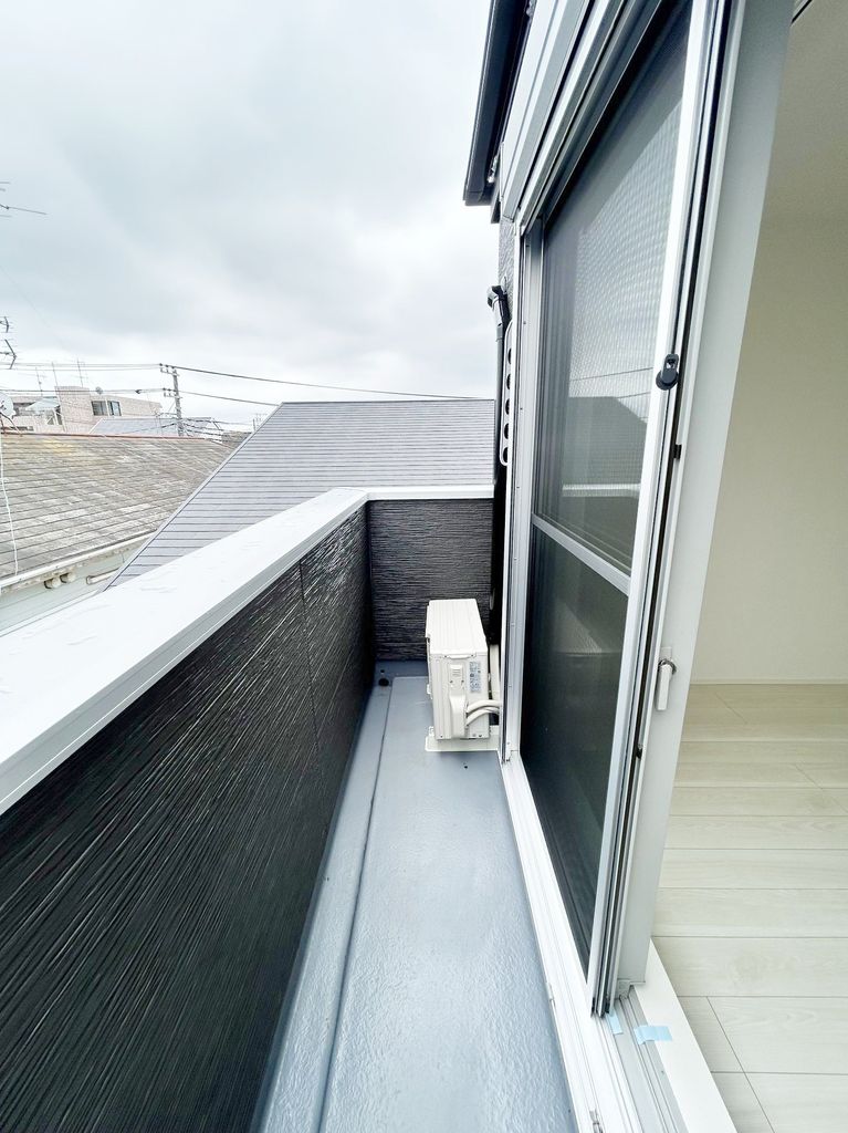 バルコニー　バルコニー