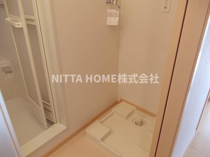 その他設備　室内洗濯機置き場も完備♪