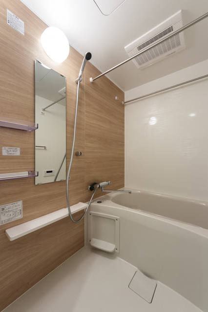 バス・シャワールーム　※写真は同タイプ住戸です。