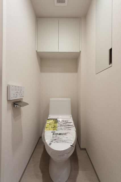 トイレ　※写真は同タイプ住戸です。