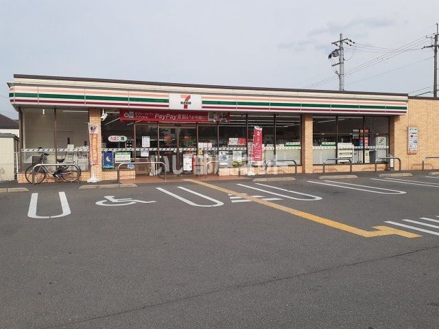 コンビニ　セブン-イレブン 橿原十市町店（コンビニ）まで653m