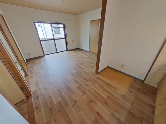 居室・リビング　※別部屋の写真です