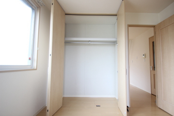 収納　※別部屋の写真です