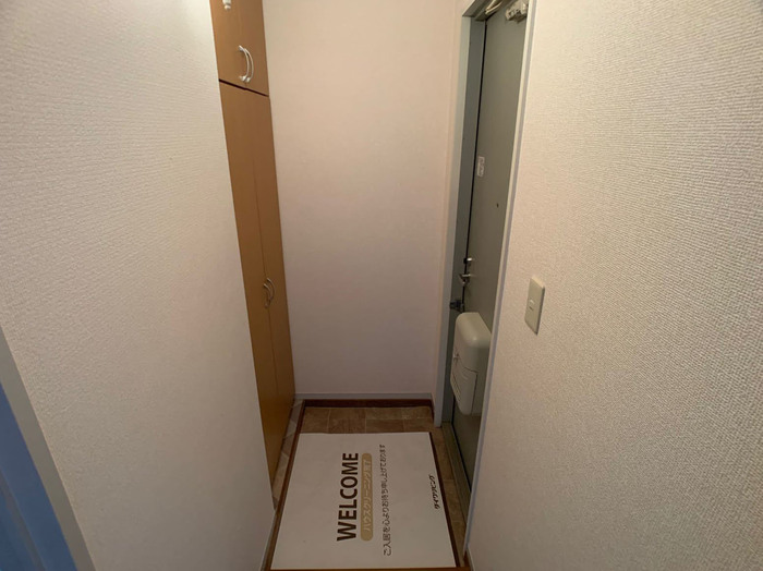 玄関　現況優先