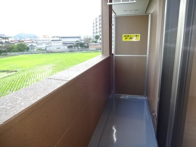 バルコニー　防犯シャッター付き