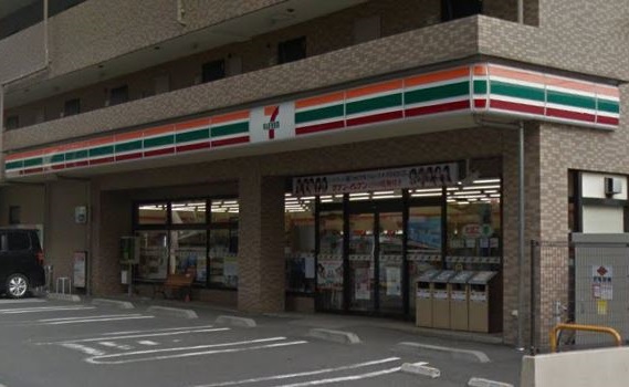 コンビニ　セブンイレブン横浜綱島上町店（コンビニ）まで94m