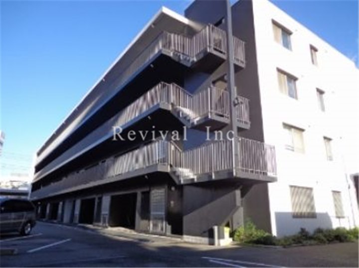 建物外観　低層系の高級賃貸マンション