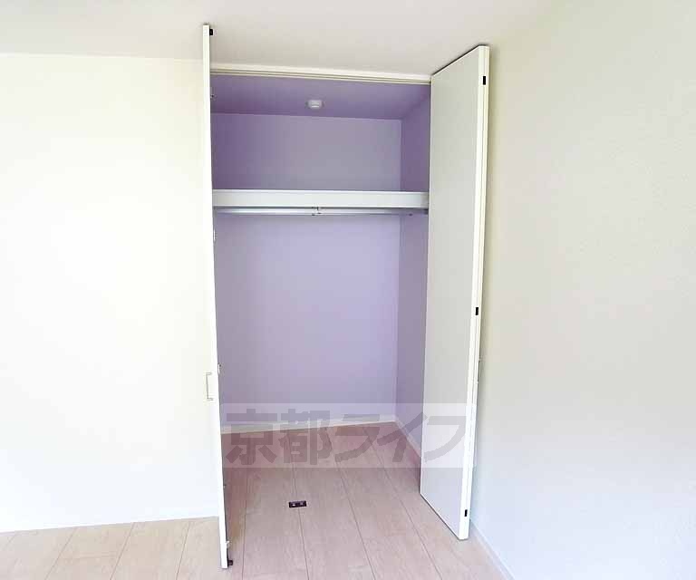 収納　・同型写真・