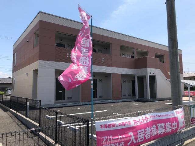 エントランス　外観写真（昼）
