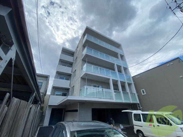建物外観　札幌市中央区南１２条西「ＴＲＵＴＨ　ＨＯＭＥ１２９」
