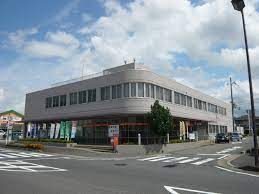 郵便局　近江日野郵便局（郵便局）まで253m