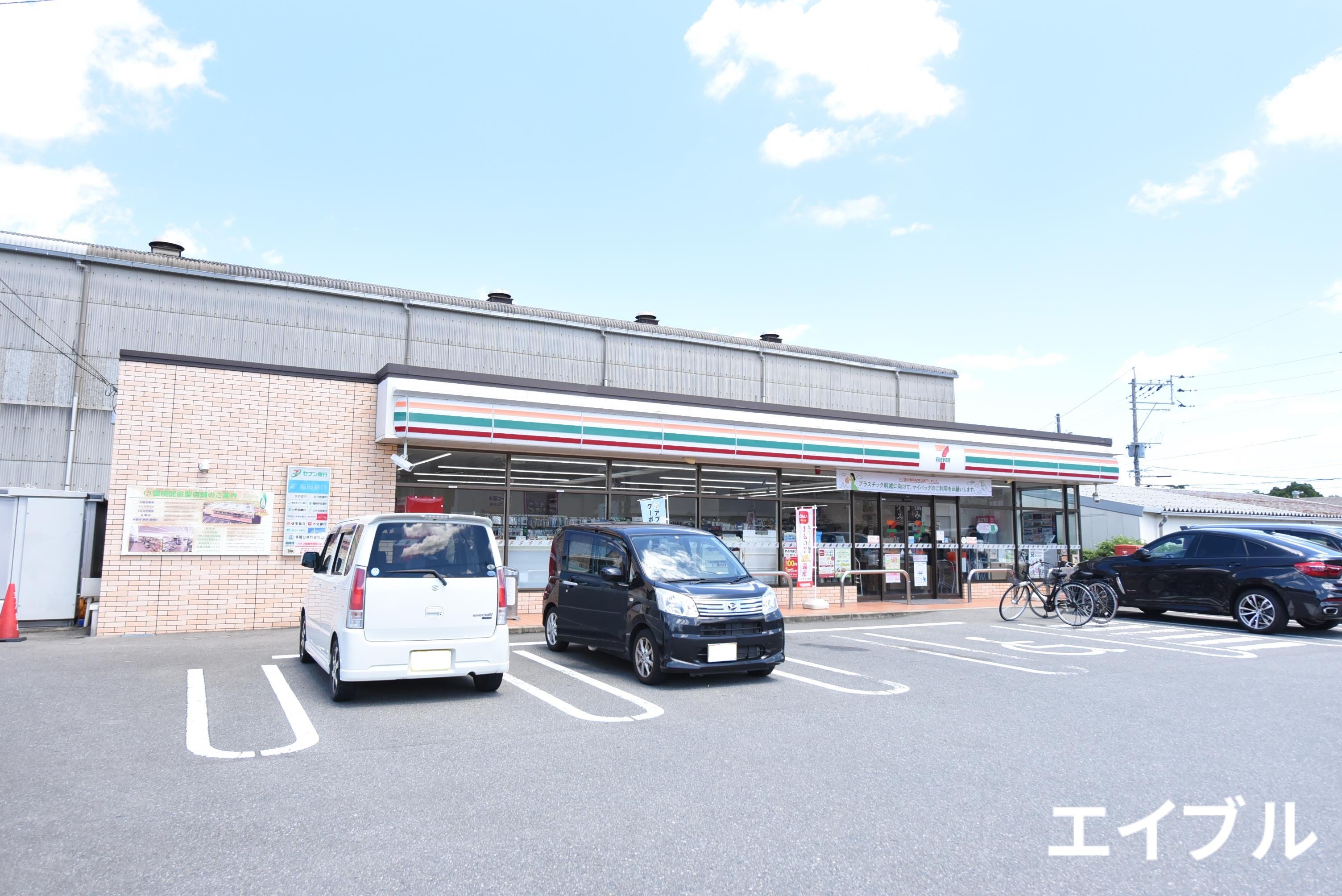 コンビニ　セブンイレブン久留米御井旗崎店（コンビニ）まで340m