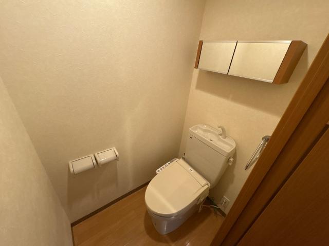 トイレ　シャワー付トイレ