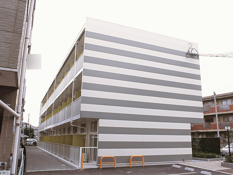 レオパレスミストラル千里の外観写真