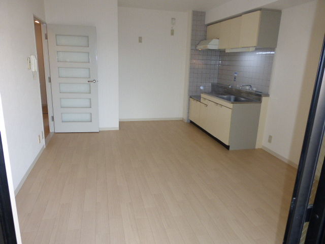 居室・リビング　広々１０帖のＬＤＫ