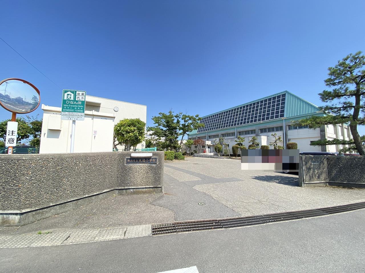 【コーポ新川の小学校】