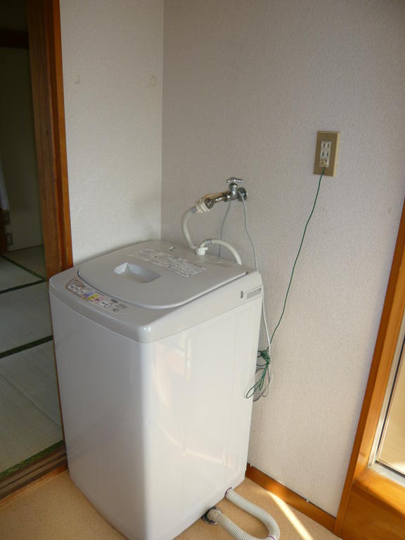 洗面設備　洗濯機付き