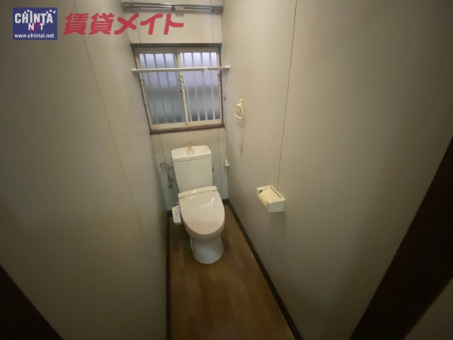 【長澤様貸家のトイレ】
