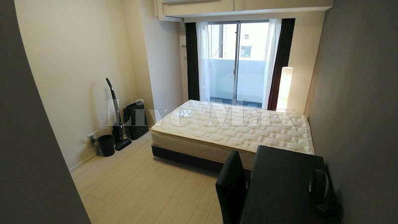 居室・リビング　家具家電付き