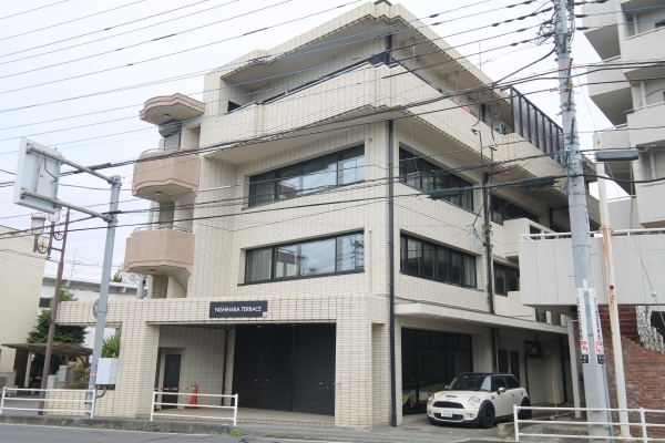 NISHIHARA TERRACEの建物外観