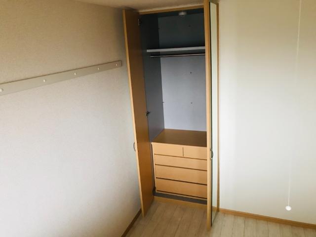 収納　クローゼット