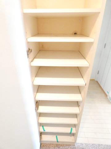 収納　シューズボックス