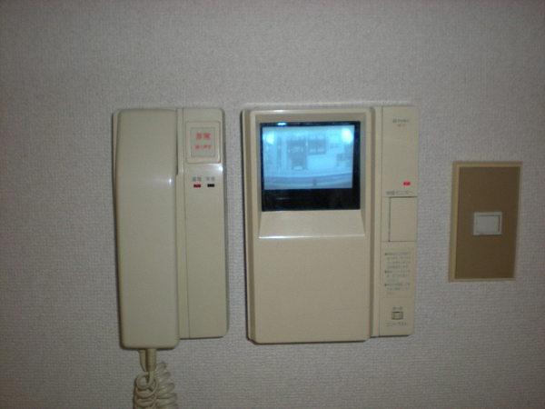 セキュリティ　安心のモニターインターホン
